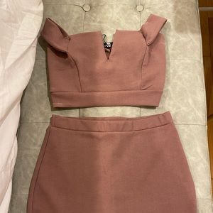 Two piece set